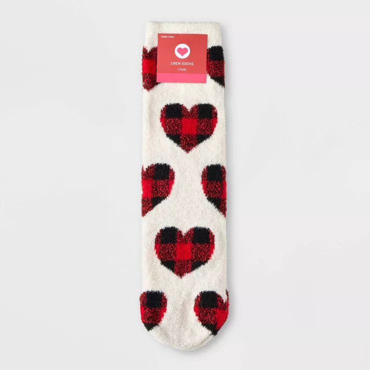 Women's Plaid Hearts Valentine's Day Cozy Crew Socks - Ivory 4-10 | Target