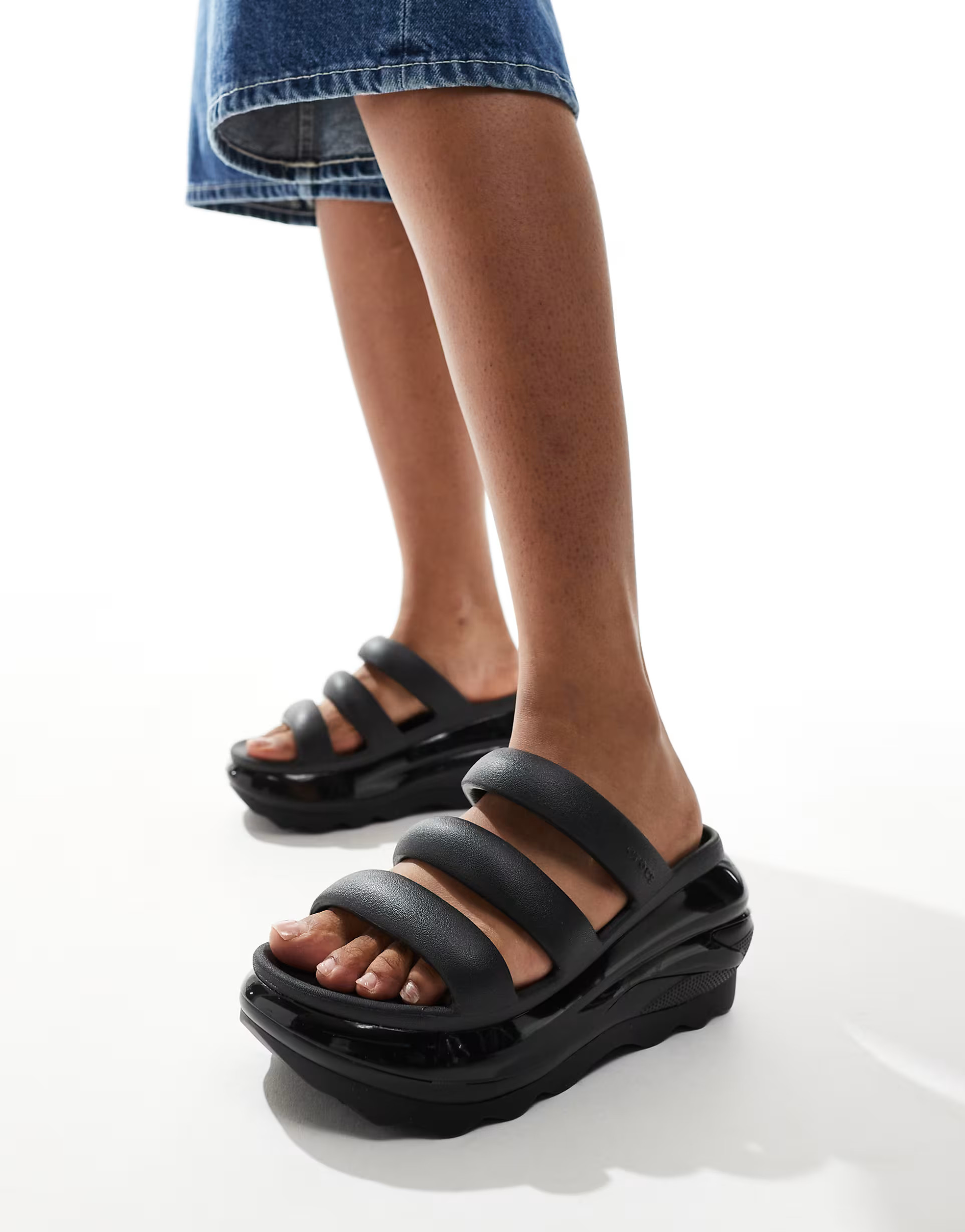 Crocs Mega crush 3 strap sandals in black | ASOS (Global)
