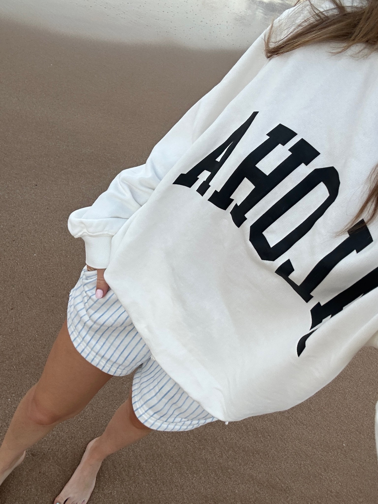 comfy hawai’i outfit // linked similar styles to my z supply pullover!

#LTKTravel #LTKmorningroutine #LTKdayinmylife