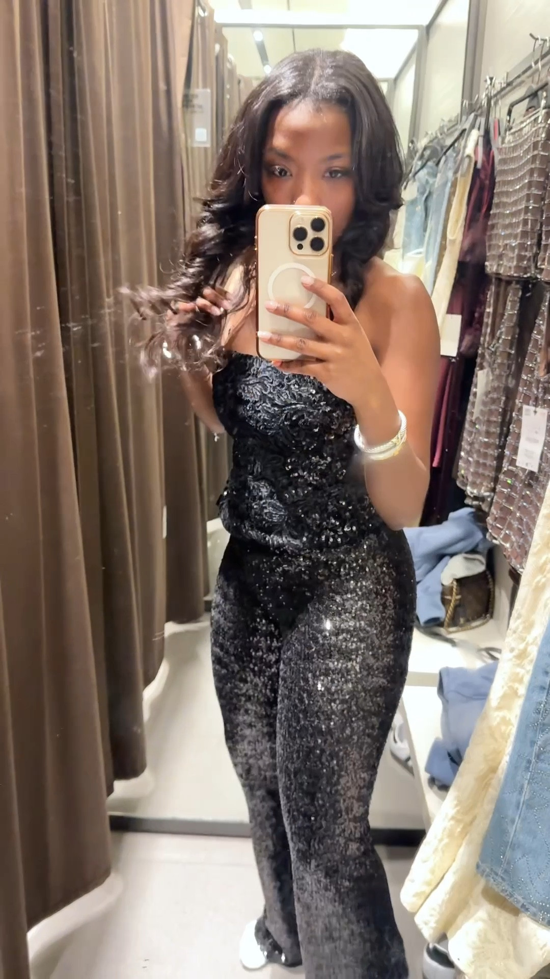 Zara’s holiday collection is here and I had to try on some of my favorite pieces for yall!! I’m in love! Perfect for holiday pictures. 

#LTKCyberWeek #LTKootd #LTKHoliday