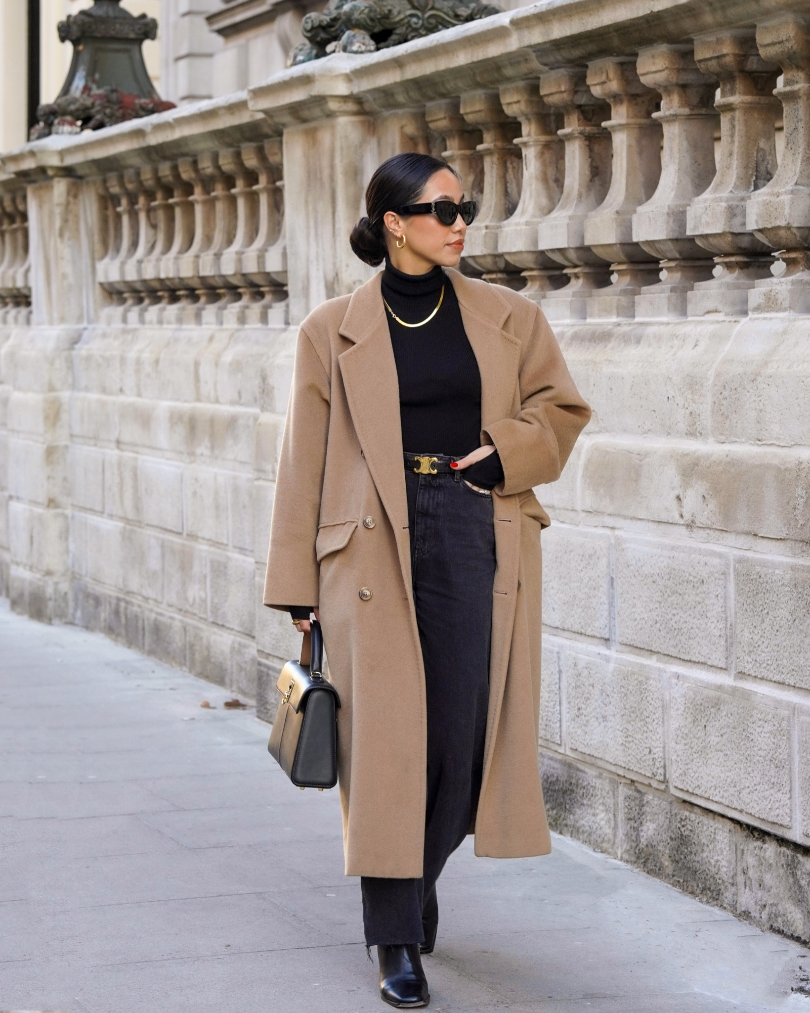 A go to simple & chic winter outfit - a structured wool coat, a cosy black turtleneck knit, black flared jeans, black boots👢 & gold accessories ✨

Coat @maxmara
Turtle neck knit @arketofficial
Jeans @newlook
Belt @celine
Bag @cafune.official
Boots @asos

#LTKworkwear #LTKstyletip #LTKSeasonal