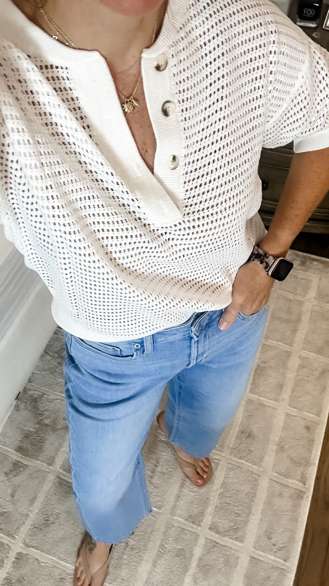 Perfect summer outfit. Medium top, 29 jeans.

#LTKootd #LTKdayinmylife #LTKMidsize