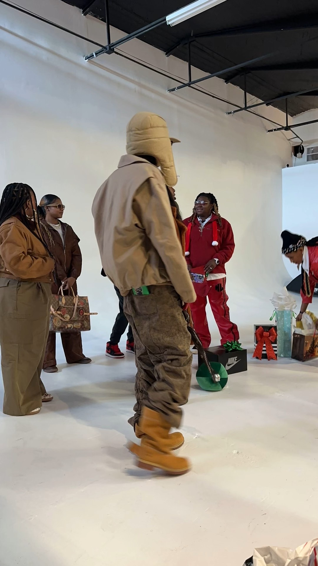 Holiday photo shoot with Sole Play Her collective 

#LTKHoliday #LTKPetite #LTKdayinmylife