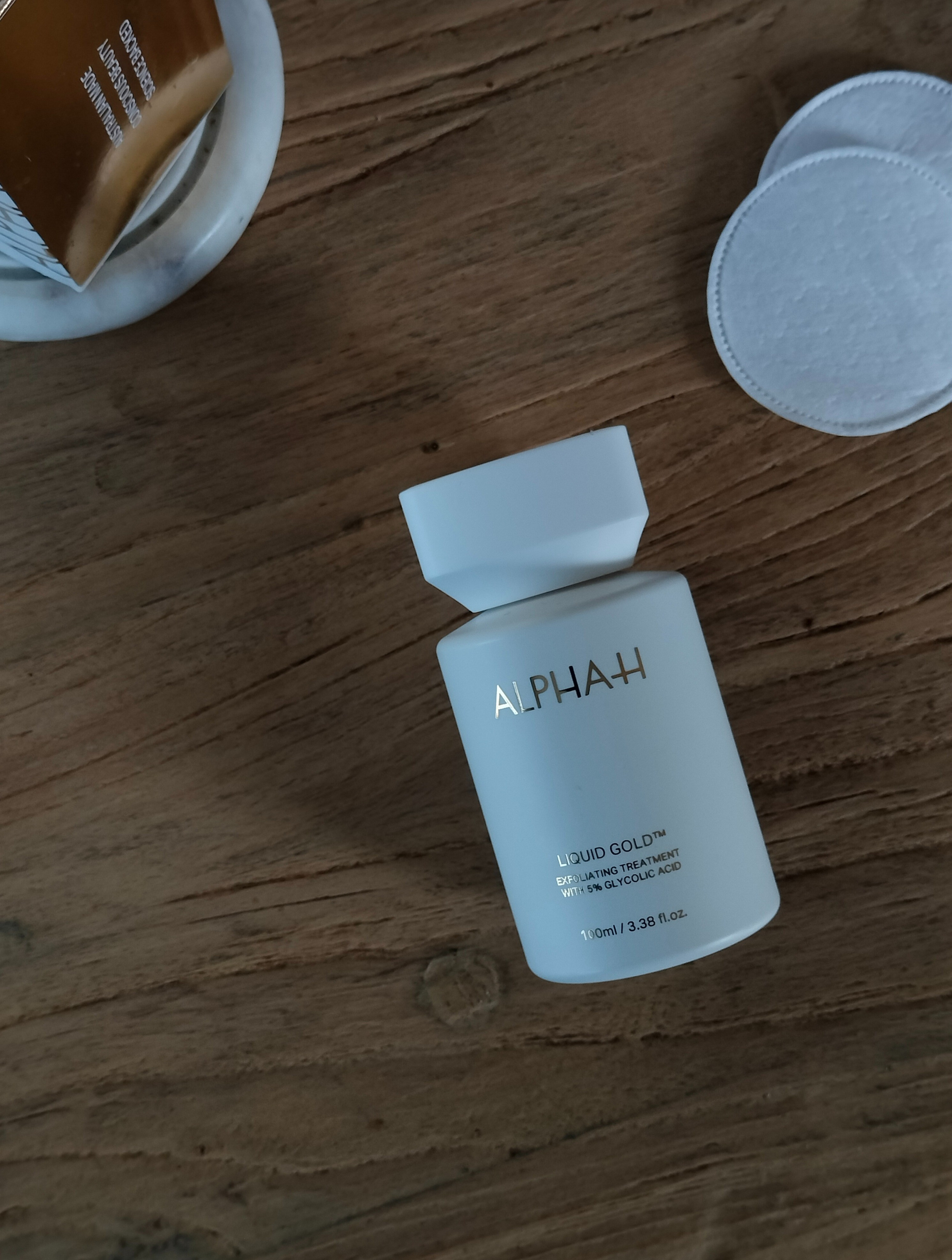 Skincare I'm currently loving! This Alpha-H liquid gold exfoliater treatment has been a game changer for me✨ follow along @hausandvogue on Instagram for more.


Skincare, Beauty, Alpha-H, LTK Beauty, Lifestyle, Skin

#LTKSeasonal #LTKBeauty #LTKTravel