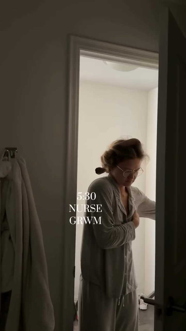 Pre-shift anxiety hit different today 👌🏻

Products linked in bio 🔗🫶🏻

#dayinmylife #nursetok #nurselife #dayvlog #nursing #foryoupage #cometoworkwithme #hospital #getreadywithme #nursingschool #grwm