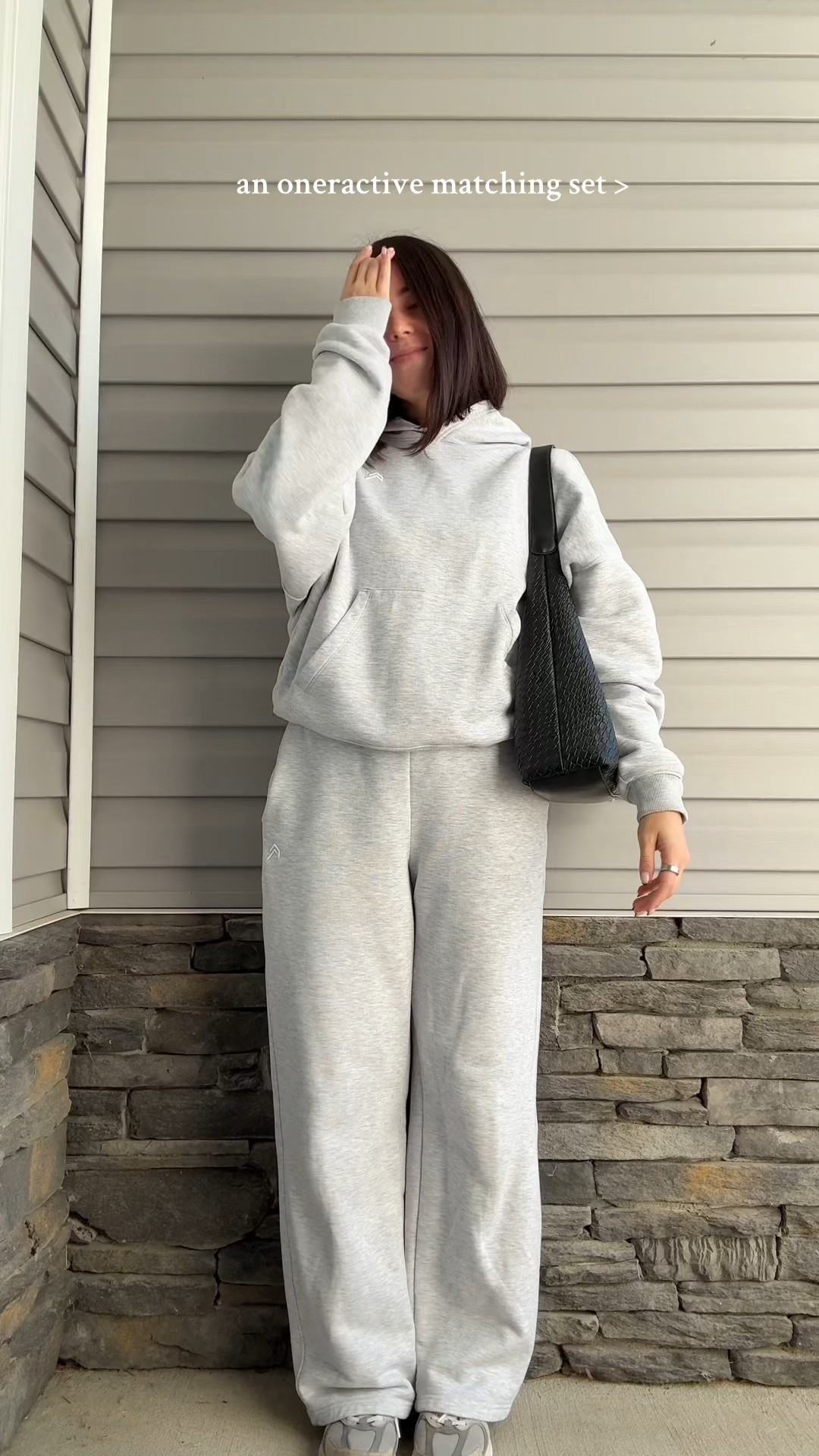 a gray matching set>>

#LTKBeauty #LTKStyleTip #LTKFindsUnder100