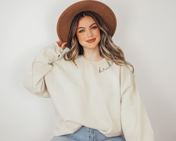 Minimalist Bride Sweatshirt Bride Crewneck or Hoodiee Gift - Etsy | Etsy (US)