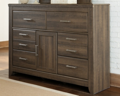 Juararo 6 Drawer Dresser | Ashley