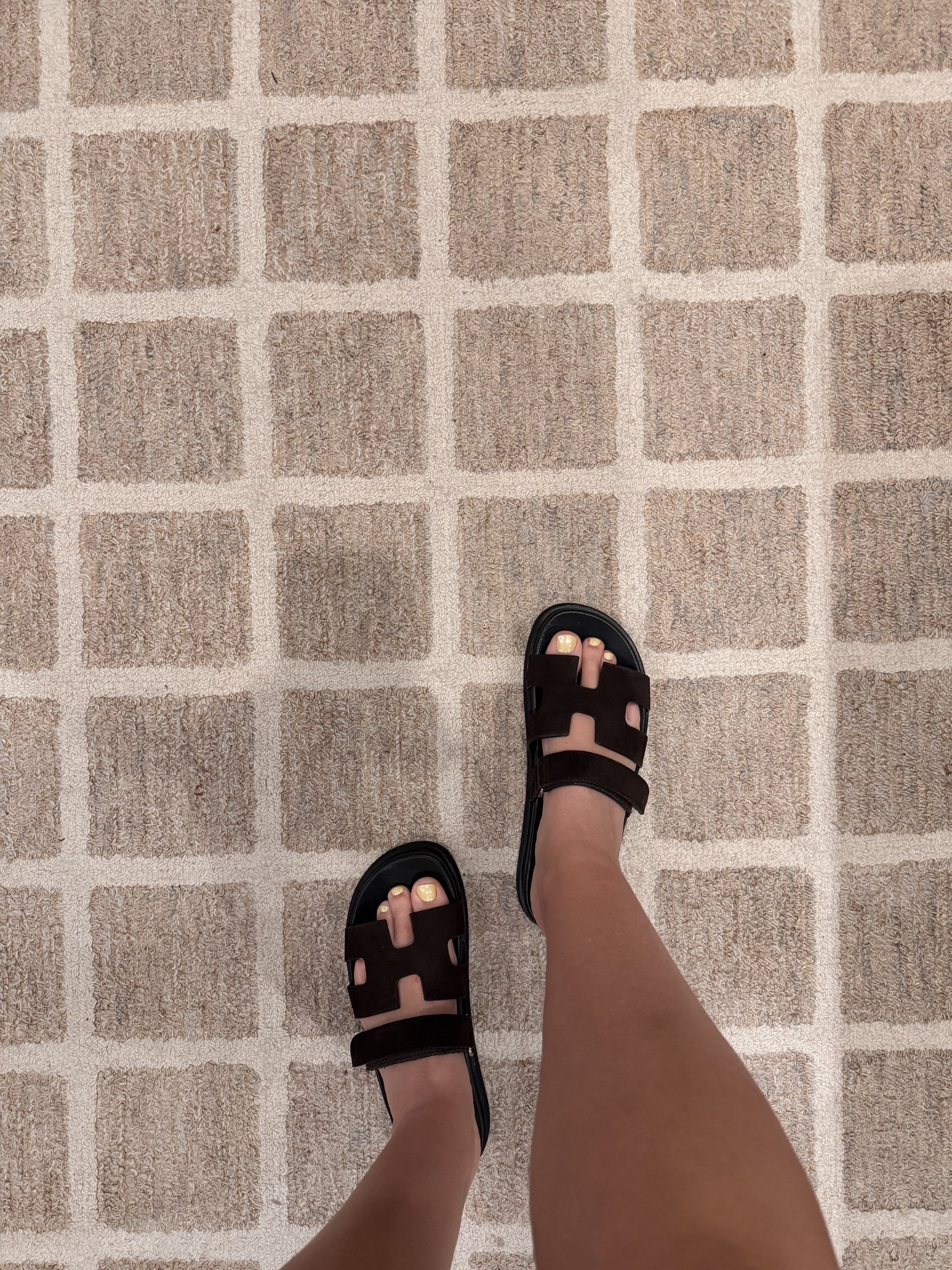 I just added these Steve Madden Mayven Chocolate Brown Suede Sandals to my closet and they’re such a good everyday staple. The rich chocolate brown suede feels elevated but still easy to wear with everything from linen pants to summer dresses, and the sleek silhouette keeps outfits looking polished without trying too hard. They’re comfortable enough for all-day wear but still feel elevated thanks to that luxe suede finish — perfect for transitioning from brunch to errands. They fit TTS for me   #ad @Steve Madden CA @Steve Madden US 

#LTKootd #LTKmomlife #LTKSaleAlert