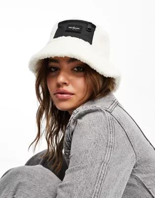 Calvin Klein Jeans sherpa bucket hat in white | ASOS (Global)