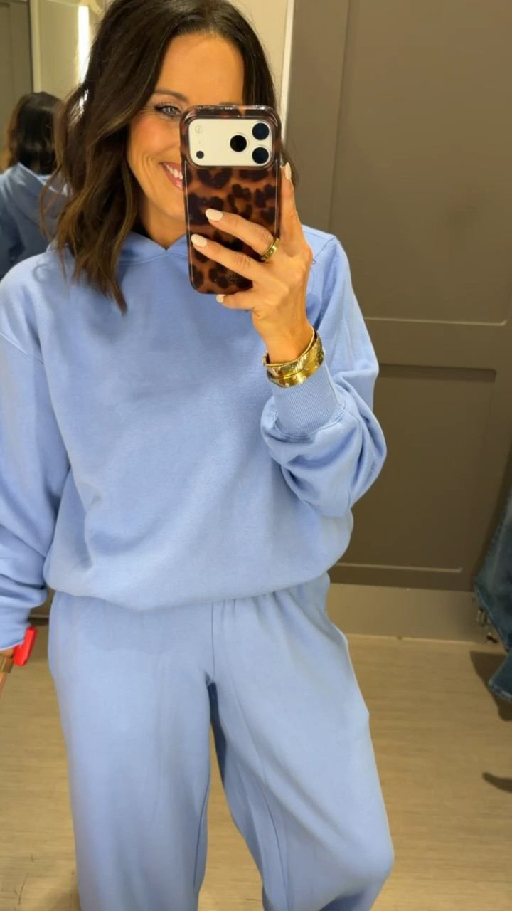this Target set is SO good 💙 the prettiest blue and looks so comfy! perfect for running errands, travel days, or just being cozy at home 🫶🏻

@Target 

#TargetFinds #TargetStyle #TargetFashion #TargetFinds #MatchingSet #ComfyStyle #CasualStyle #AffordableFashion #LTKCreator #LTKFashion