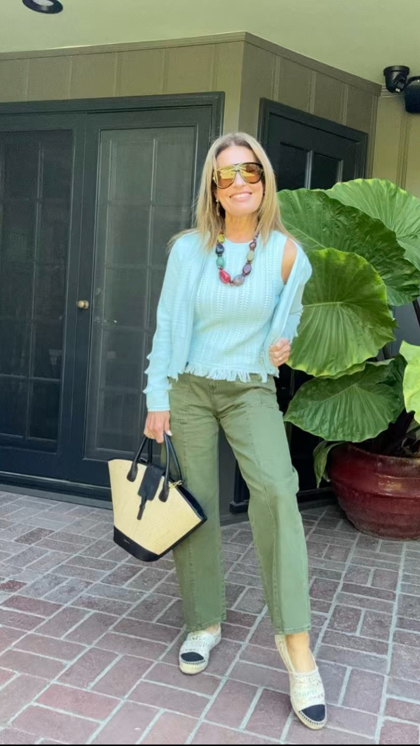 A winning color combo and some fab accessories! 

#LTKStyleTip #LTKSeasonal #LTKSaleAlert