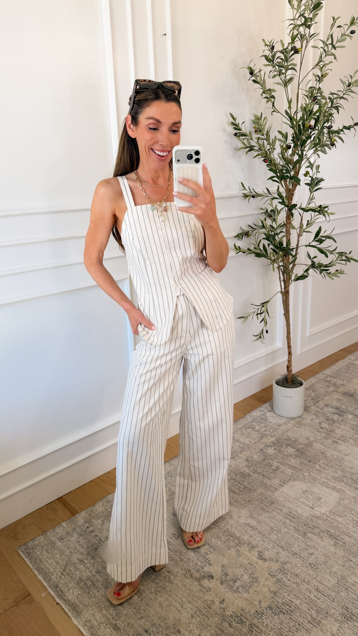 Boardroom or Boardwalk?! 

#TargetFinds #TargetHaul #TargetStyle #TargetFashion #TargetHome #TargetDeals #TargetRun #TargetMustHaves

#LTKootd #LTKWorkwear #LTKTravel