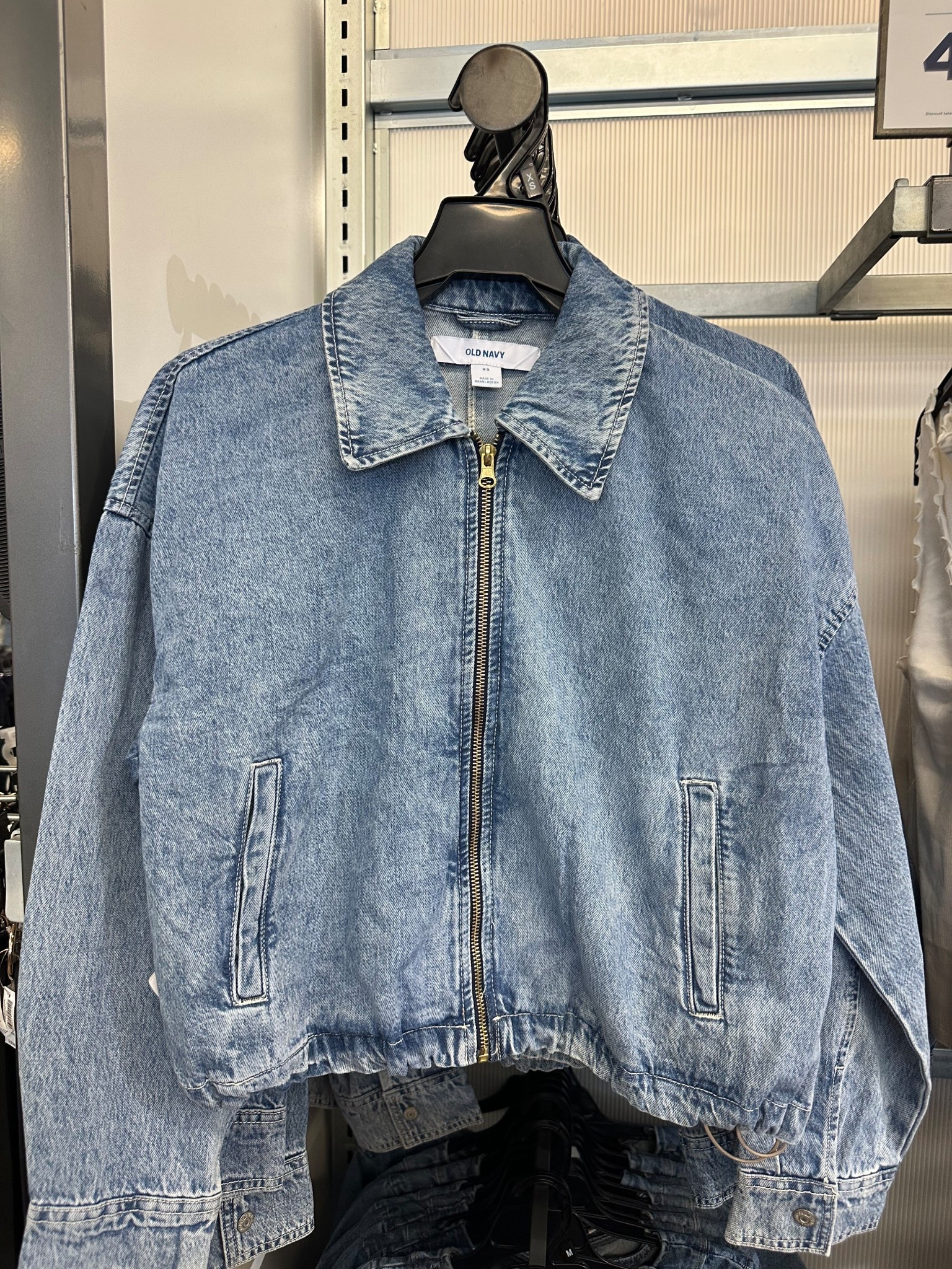 Love this cropped zip up denim jacket! 

#LTKSeasonal #LTKStyleTip #LTKFindsUnder50