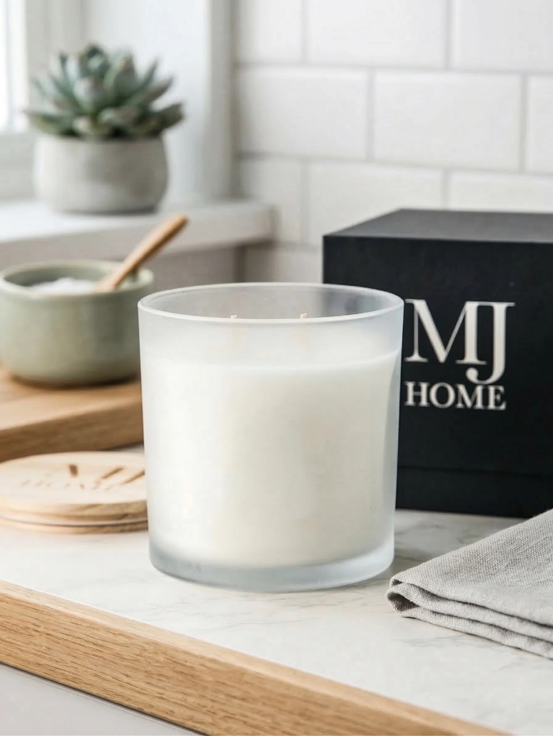 Estate 4-Wick Candle | Coconut Apricot Wax Blend | MJHome