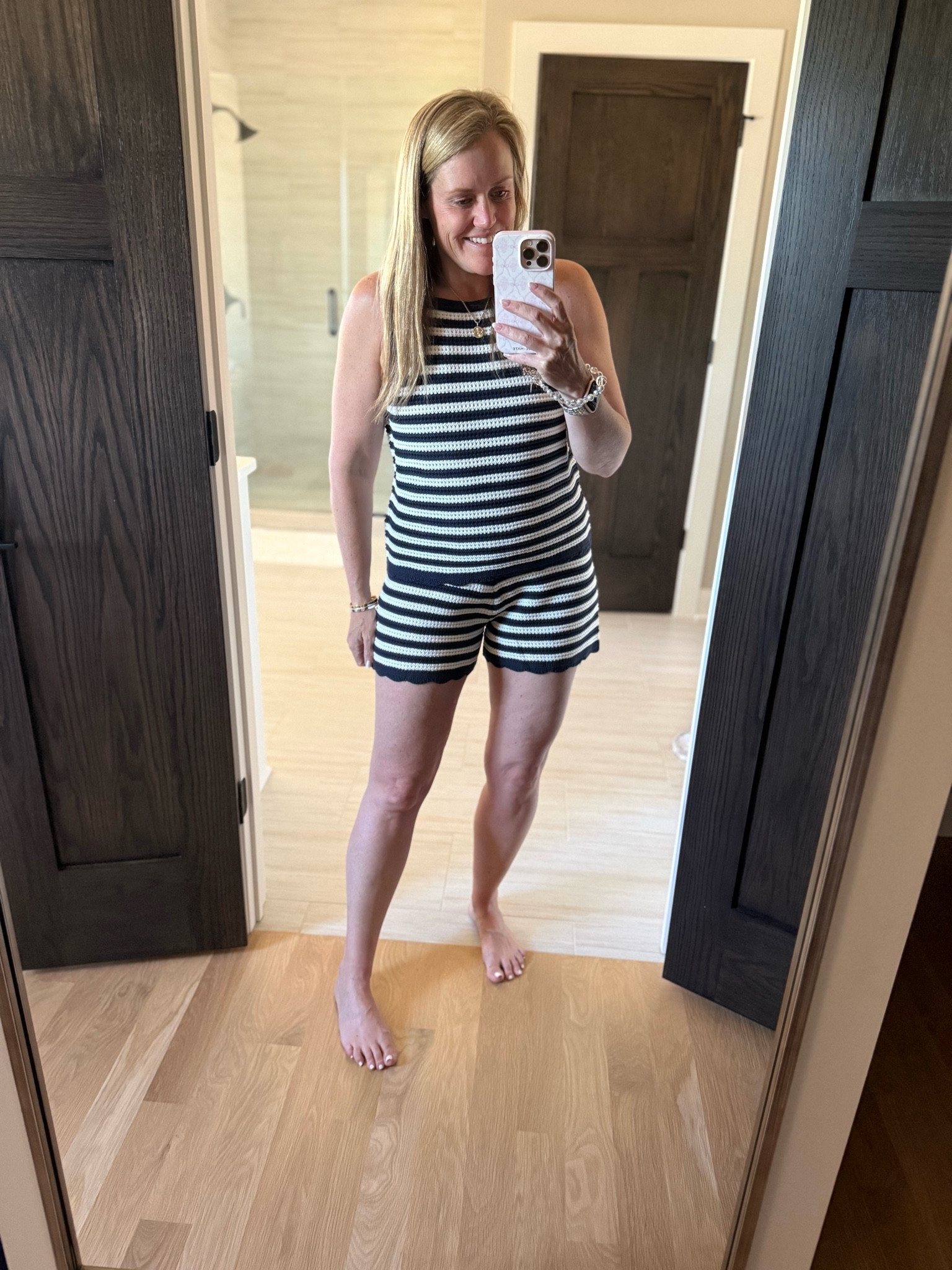 Amazon 
Amazon find
Amazon set
Tank 
Shorts 
Summer outfit