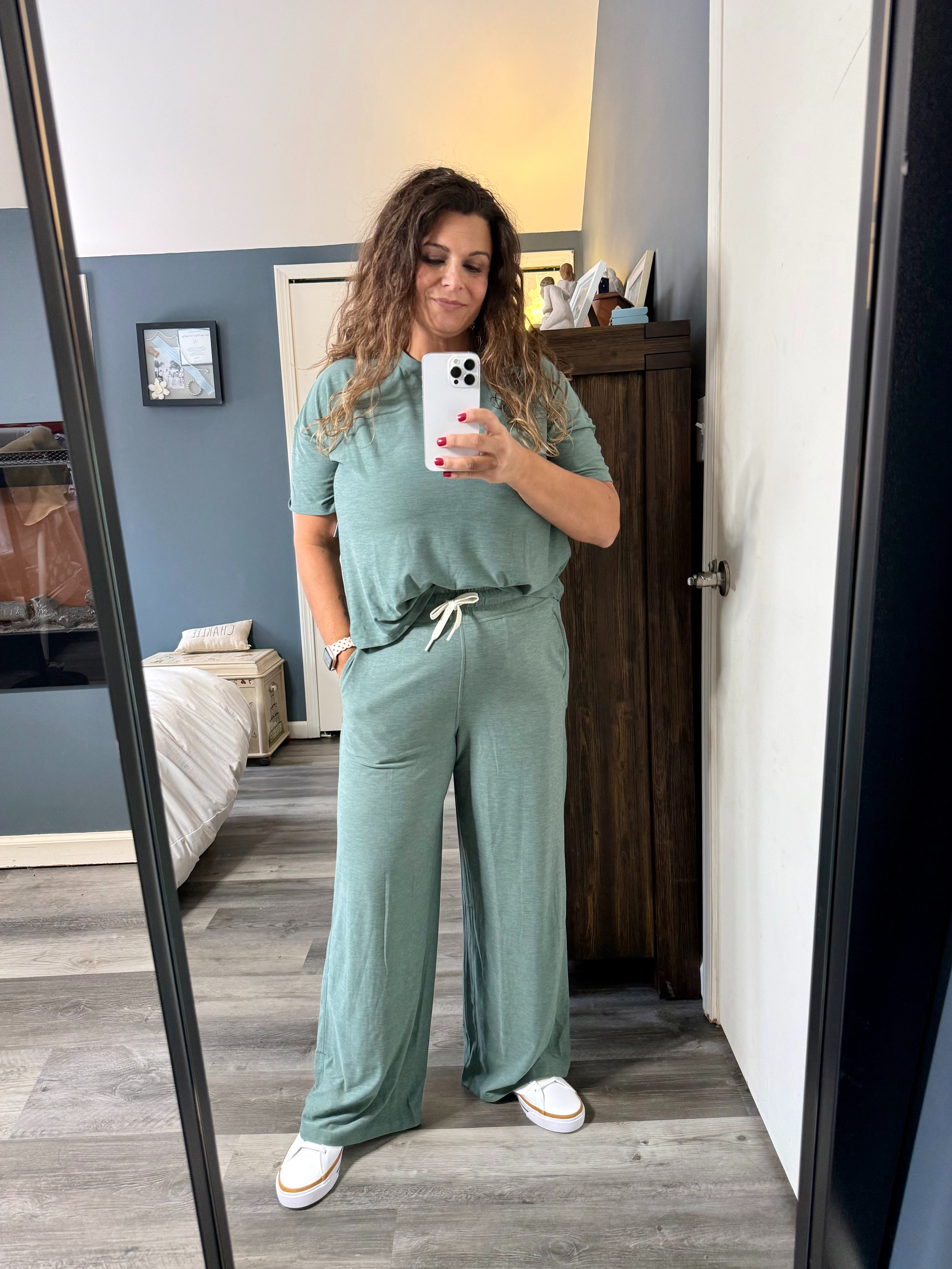 These are the FLX High-Rise Wander Wide Leg Pants and they are buttery soft with that Vuori-style feel I love.

I’m also wearing the matching buttery soft tee — honestly this whole FLX line is SO good. Wide leg, high rise, stretchy, pockets (!!), and perfect for my postpartum comfy era while still looking put together.

I’m wearing size Large – Short
Only $31.49 with my 30% off coupon (reg. $44.99)
Use code KCSAVE30 at checkout


#kohlsPartner 

 #LTKMidsize #LTKPetite #LTKBump