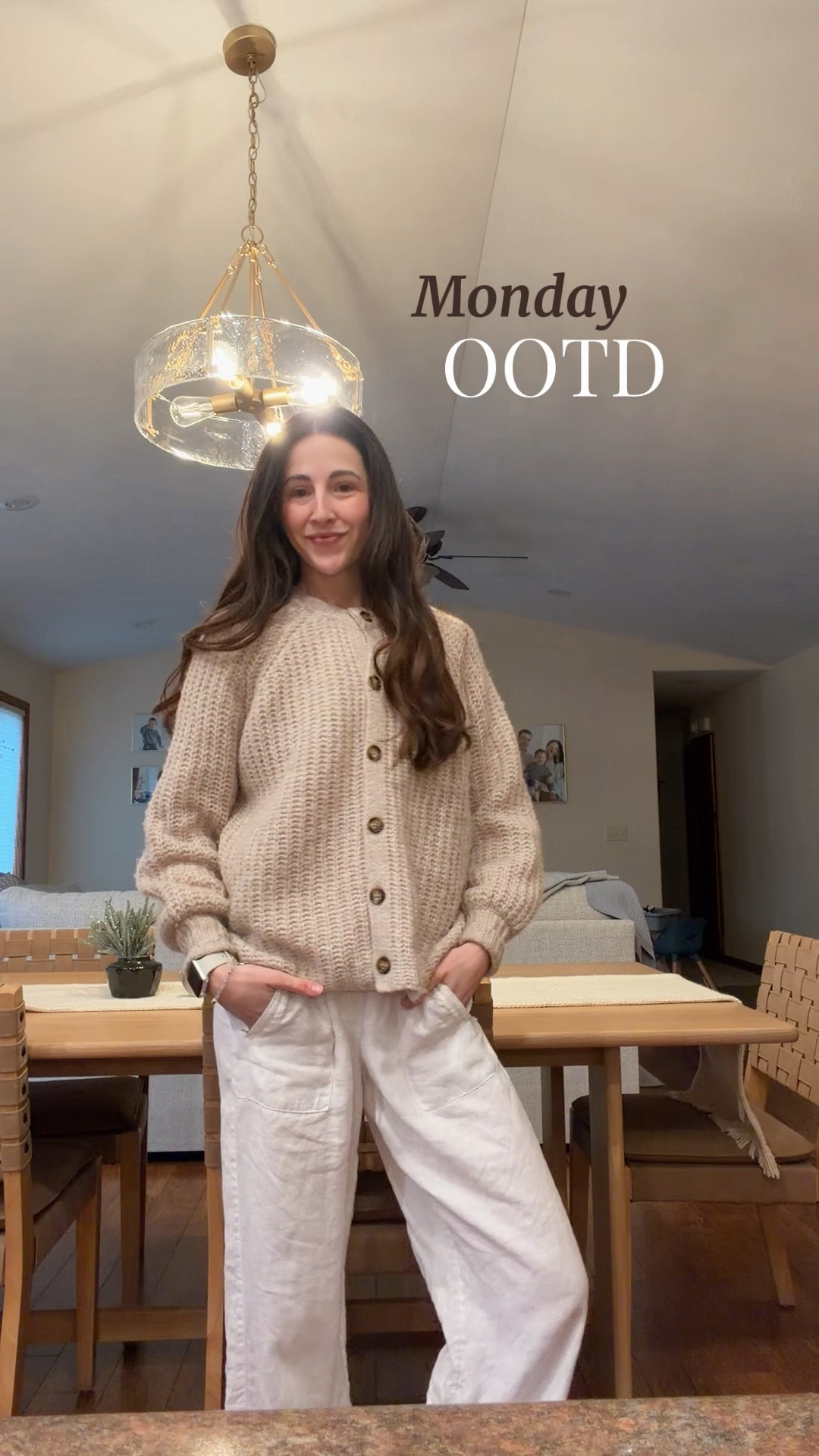 a high of 60 degrees in the Midwest called for linen pants today!

#LTKWorkwear #LTKSeasonal #LTKootd