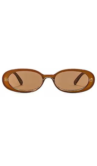 Le Specs Outta Love Sunglasses in Cognac. | Revolve Clothing (Global)