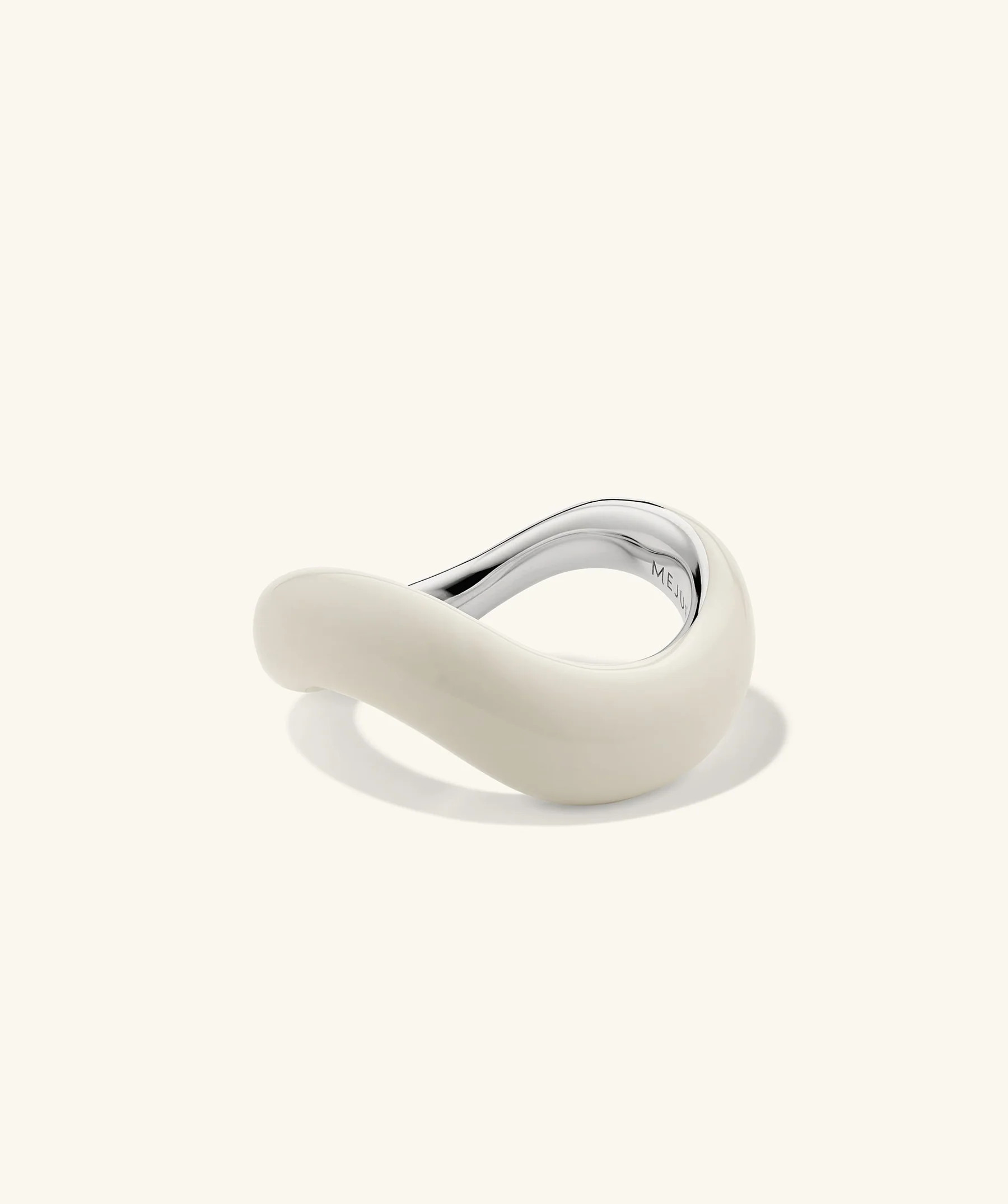Dôme Figure Ring | Mejuri Fine Crew