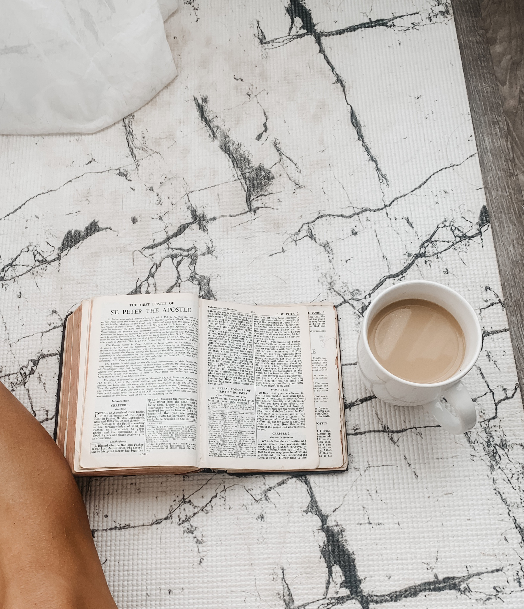 mornings this season ☕️ 



#LTKSeasonal #LTKhome #LTKfitness