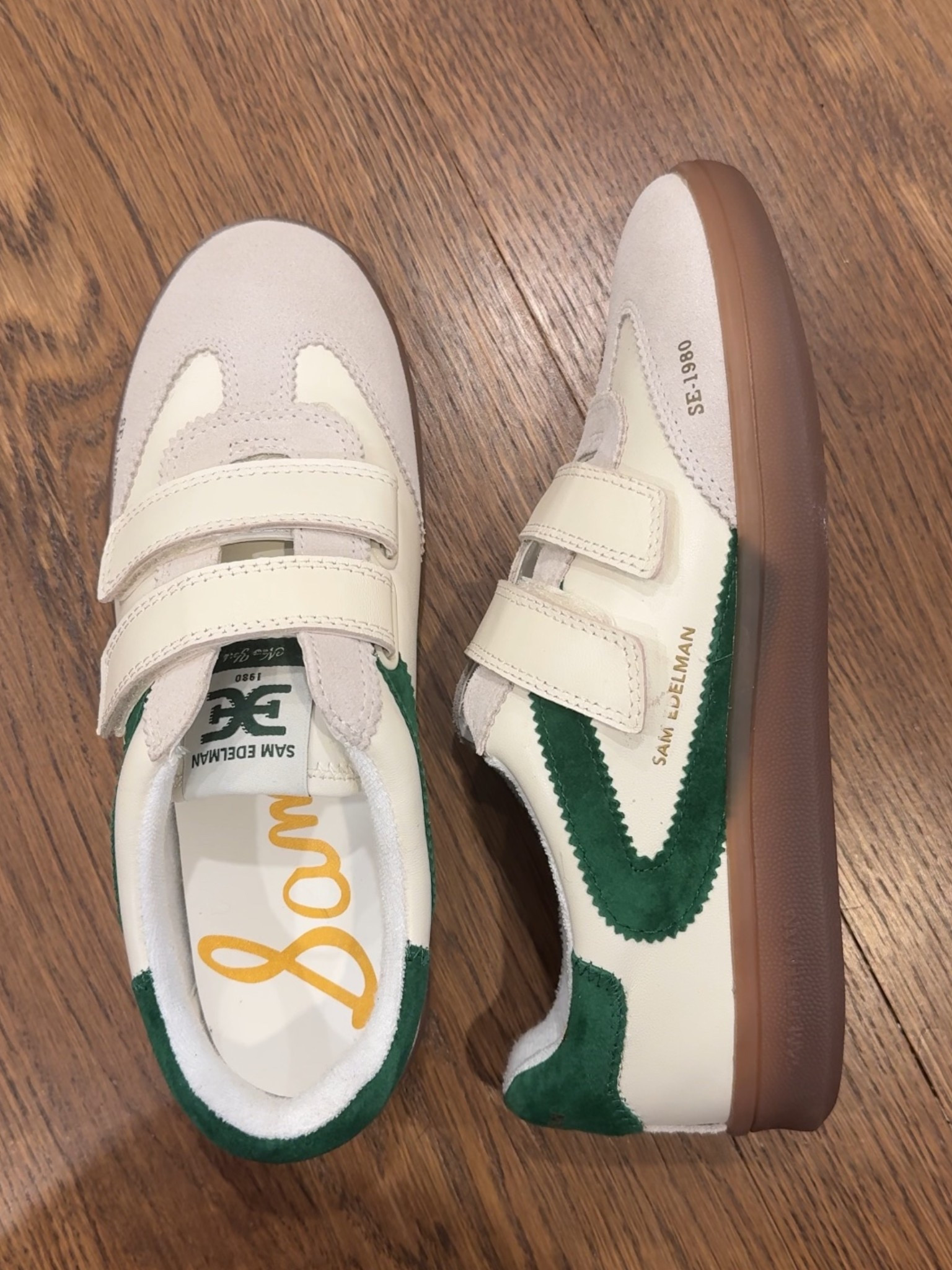 These are so comfortable! I wear my normal size 

Sneakers 
Fall shoes 
Fall sneakers 

#LTKShoeCrush #LTKFindsUnder100 #LTKSeasonal