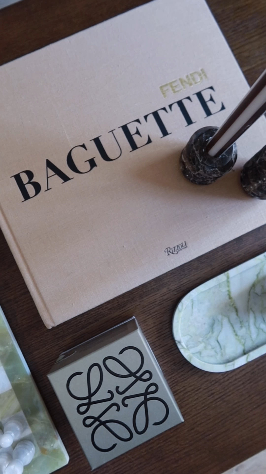 Style my New York apartment coffee table with me 🫶🏼 

#coffeetable #coffeetablestyling #homedecor #interiors


#LTKHome #LTKdayinmylife #LTKvlog