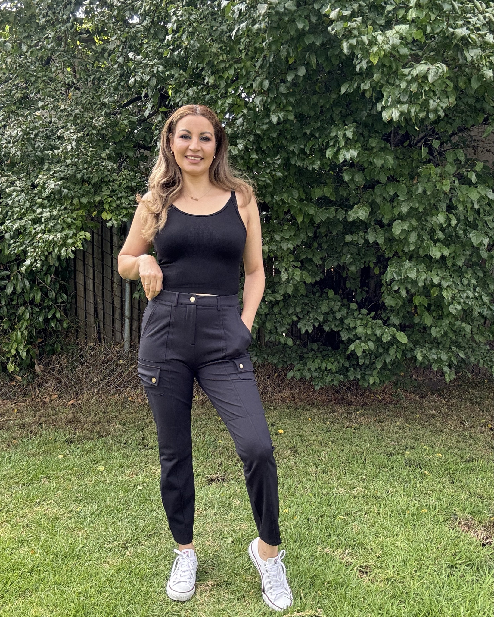 High Waisted Button Zipper Multiple Pockets Solid Skinny Cargo Pants.
Size:M

#LTKSaleAlert #LTKActive #LTKStyleTip