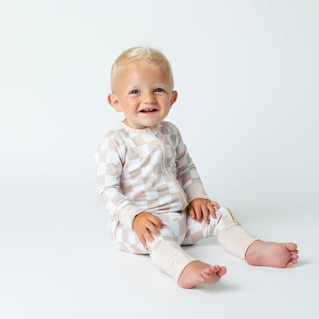 Beige Checkered Zippy | Poppy & Rows