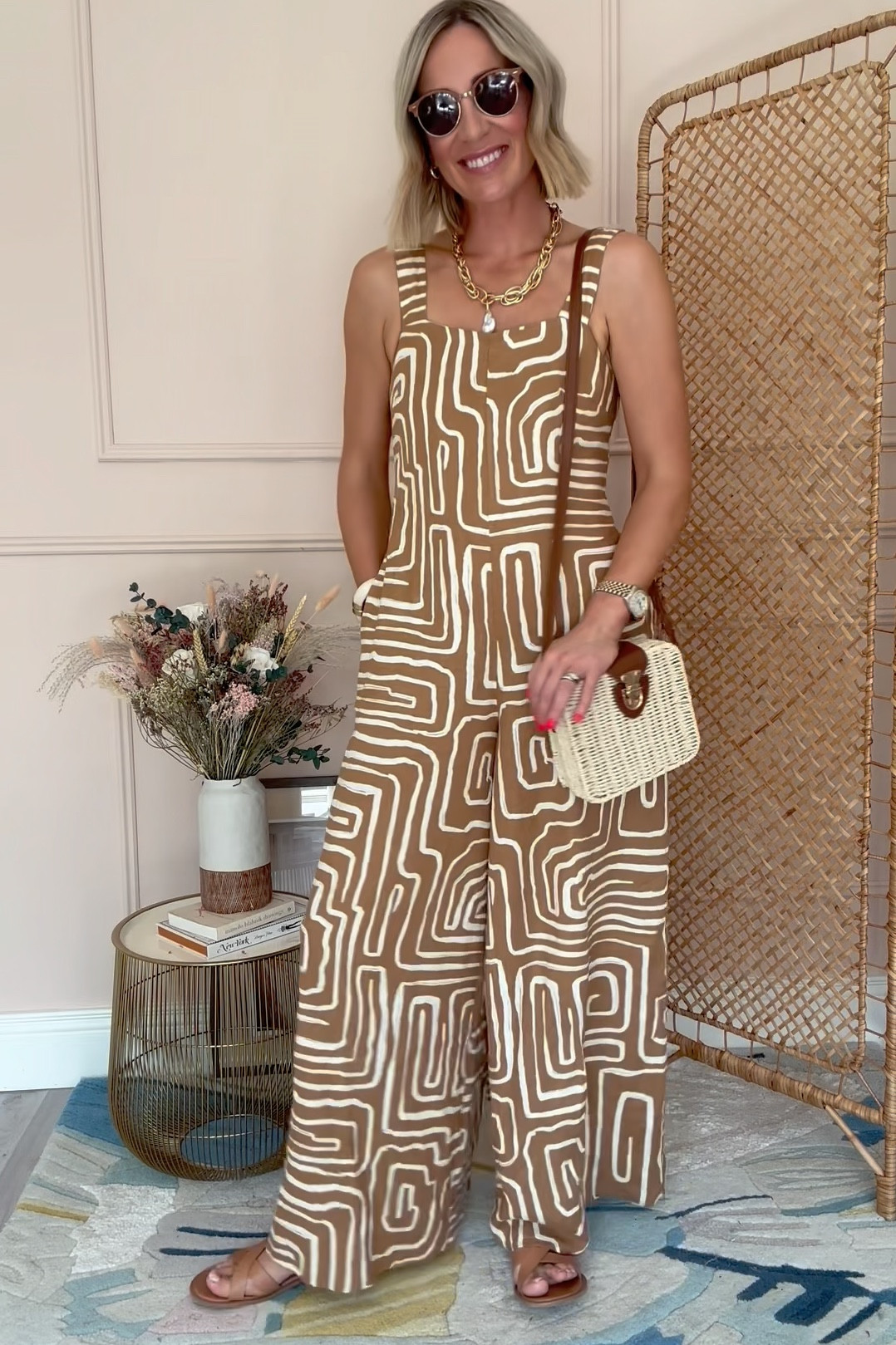 Holiday outfit ideas #holidays #linen #summer #holidayoutfits #linendress #whitedress 

#LTKeurope #LTKireland #LTKsummer