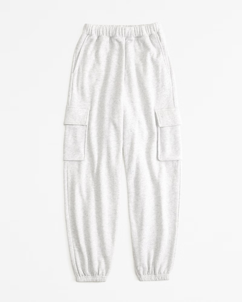 Essential Oversized Cargo Sunday Sweatpant | Abercrombie & Fitch (US)