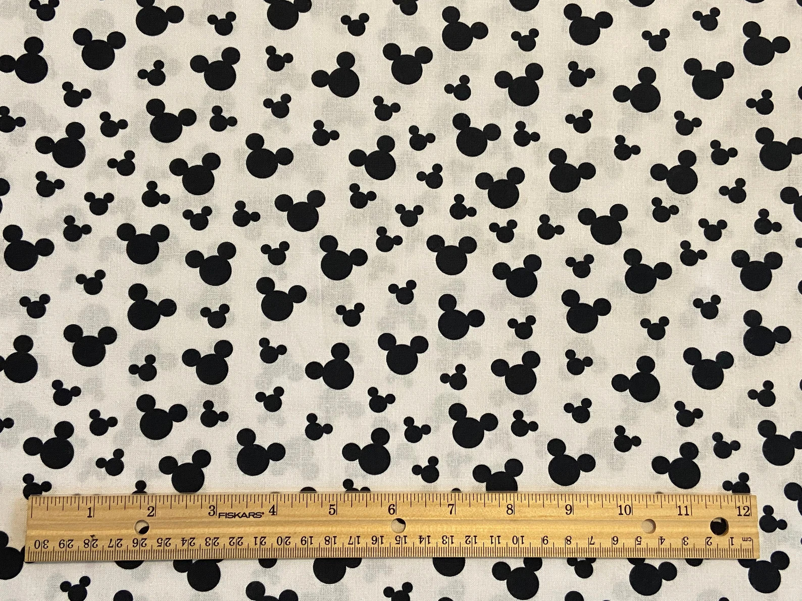 Mickey Fabric, Mickey Black Heads with White Background, 100% cotton, Quilting Cotton, Fat Quarte... | Etsy (Global)