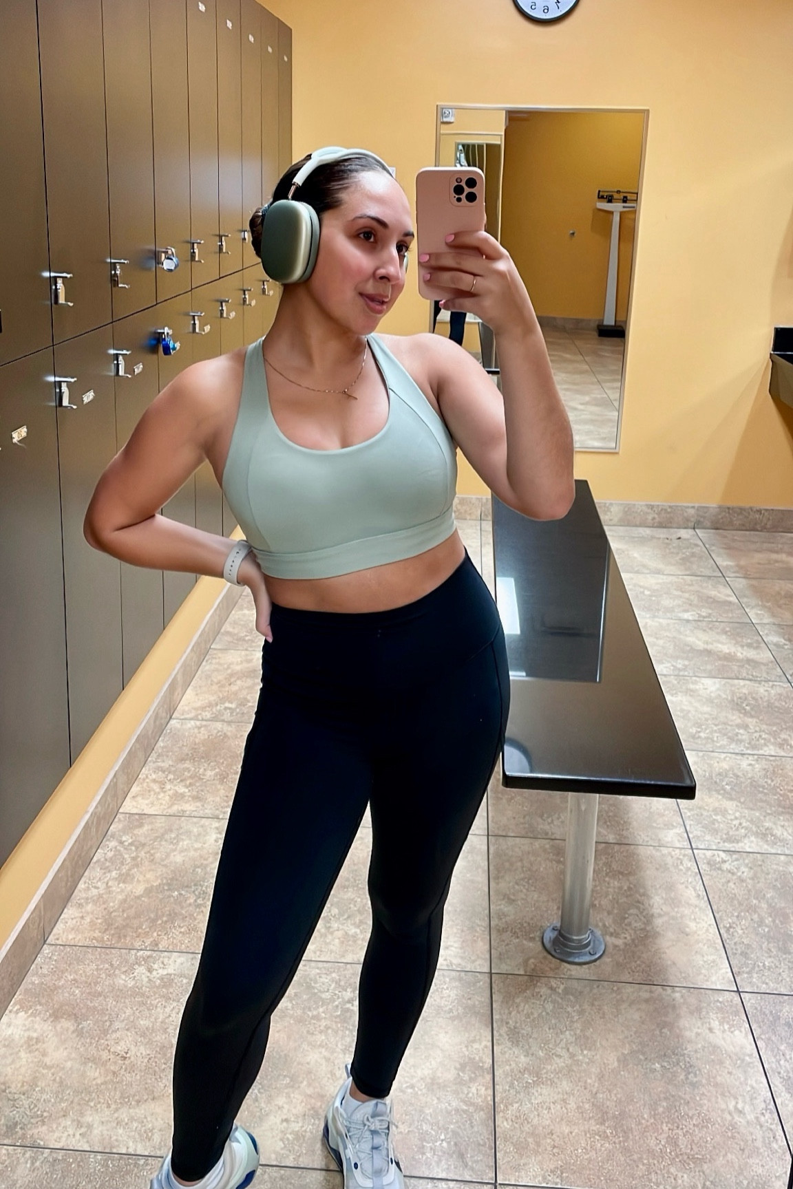 Gym essentials; my sage AirPods Max but more importantly, AERIE LEGGINGS!!!!! “The Hugger” is a thicker legging they carry which I have in EVERY color. They have side pockets and are high waisted. Easier to hide panty lines with the thicker material compared to some of their other leggings. I swear by these!

#LTKstyletip #LTKfitness #LTKsalealert