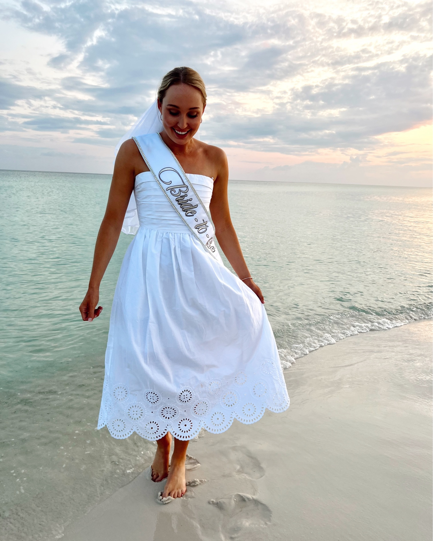 Wearing a small tall 

#LTKSeasonal #LTKwedding #LTKunder100