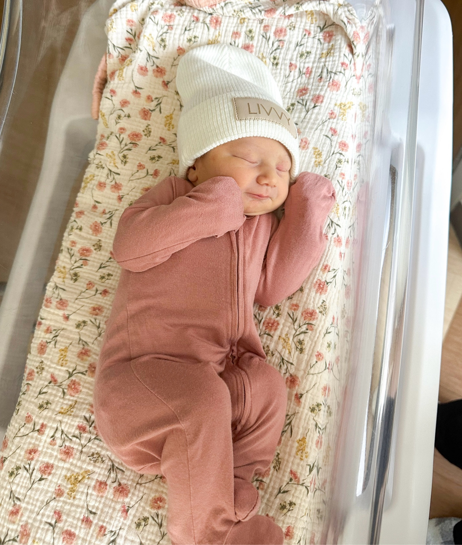 Obsessed with our baby’s #cominghomeoutfit #newborn #babyannouncement #baby

#LTKKids #LTKFamily #LTKBaby