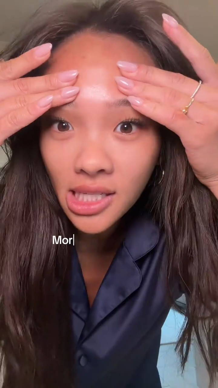 Morning skincare routine!
-
-
grwm, skincare, summer skincare, morning skincare, easy sinkcare, glowy skin, morning routine 

 

#LTKgrwm #LTKselfcare #LTKBeauty