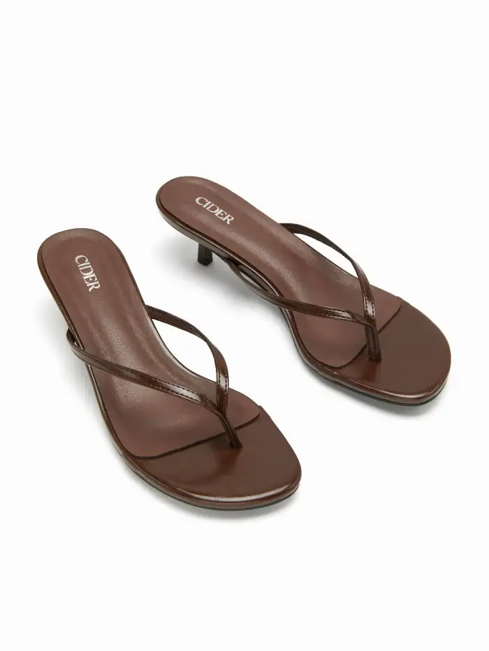 CHUNKY HEELED SANDALS CHF 44.90 | Cider