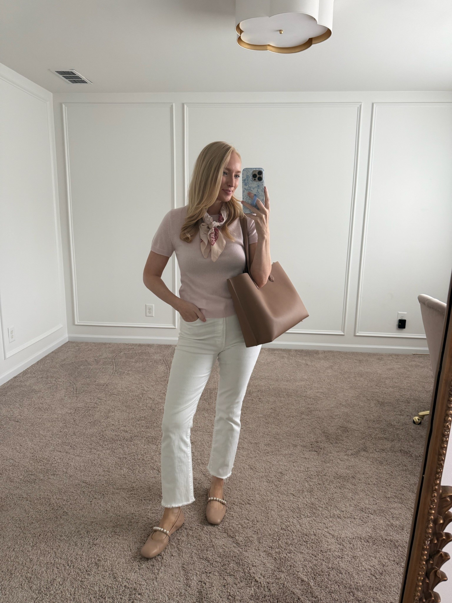 Adorable spring workwear look! Wearing size small in the top and size 28 in the white jeans. Spring outfits // casual outfits // workwear // work outfits // white jeans 

#LTKStyleTip #LTKWorkwear #LTKSeasonal
