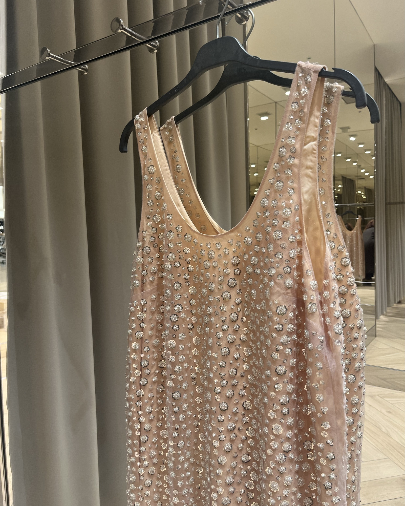 Sequined dress in peach🪩
Tags: Christmas party inspo outfit ideas festive wear night out new year H&M trending sparkly sequin fashion ideas chic women’s style statement 

#LTKstyletip #LTKpartywear