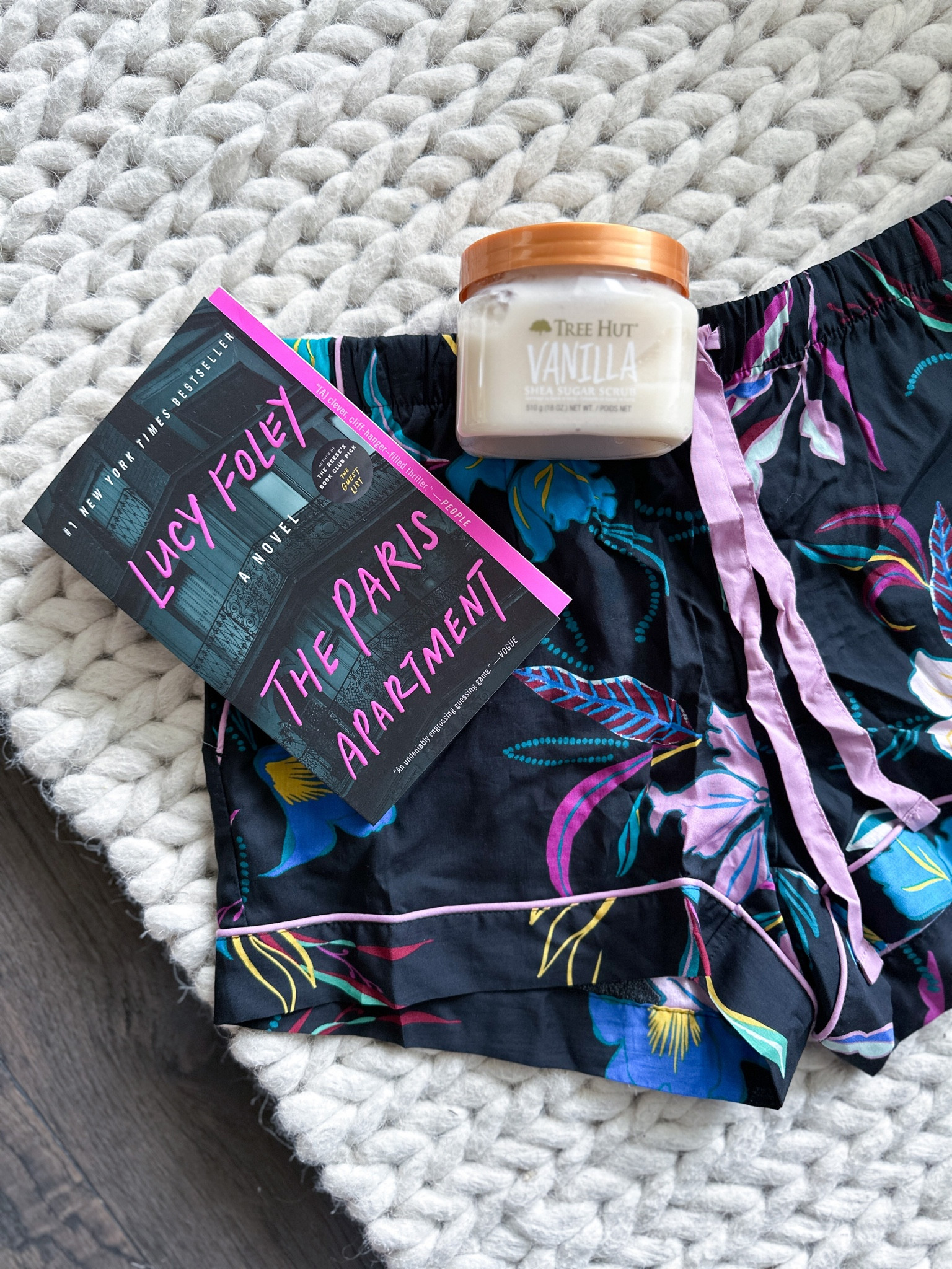 Mini Target Haul — restocked my favorite body scrub with a new fragrance & grabbed this book + new lounge shorts. Any or all of these would make great Mother’s Day Gifts.  

Body Scrub - Women’s Boxer Shorts - Must Read Books - Books - Target Haul - Book

#bodyscrub #targetfinds #mothersdaygift #mothersdayidea#LTKbeauty #LTKhome

#LTKGiftGuide #LTKActive #LTKHome