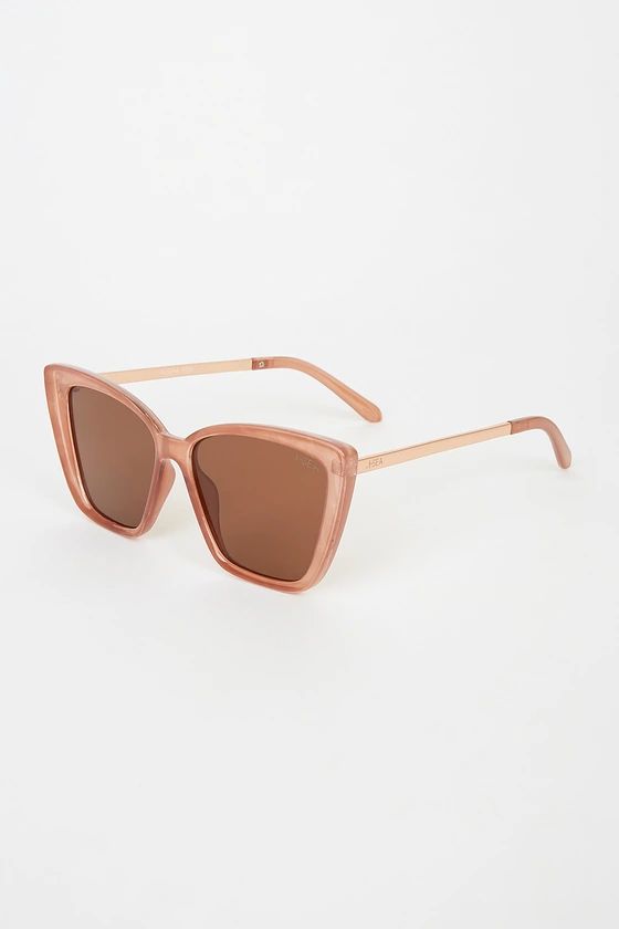 Aloha Fox Taupe Oversized Cat-Eye Sunglasses | Lulus (US)
