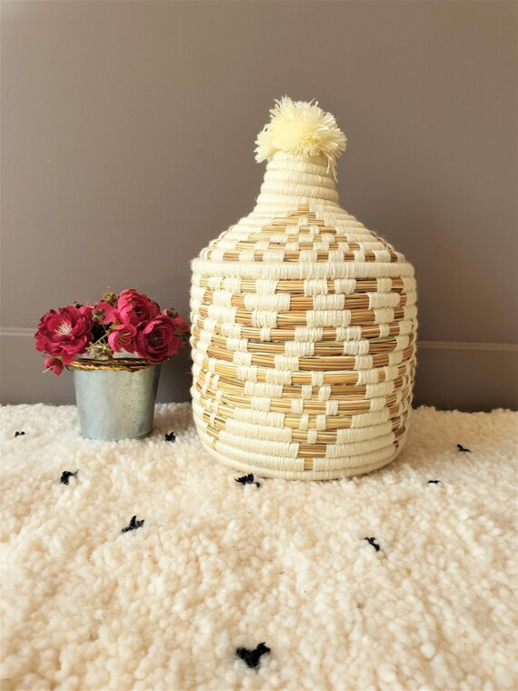 Hand-woven Berber Basket  Wicker and Wool | Etsy | Etsy (US)