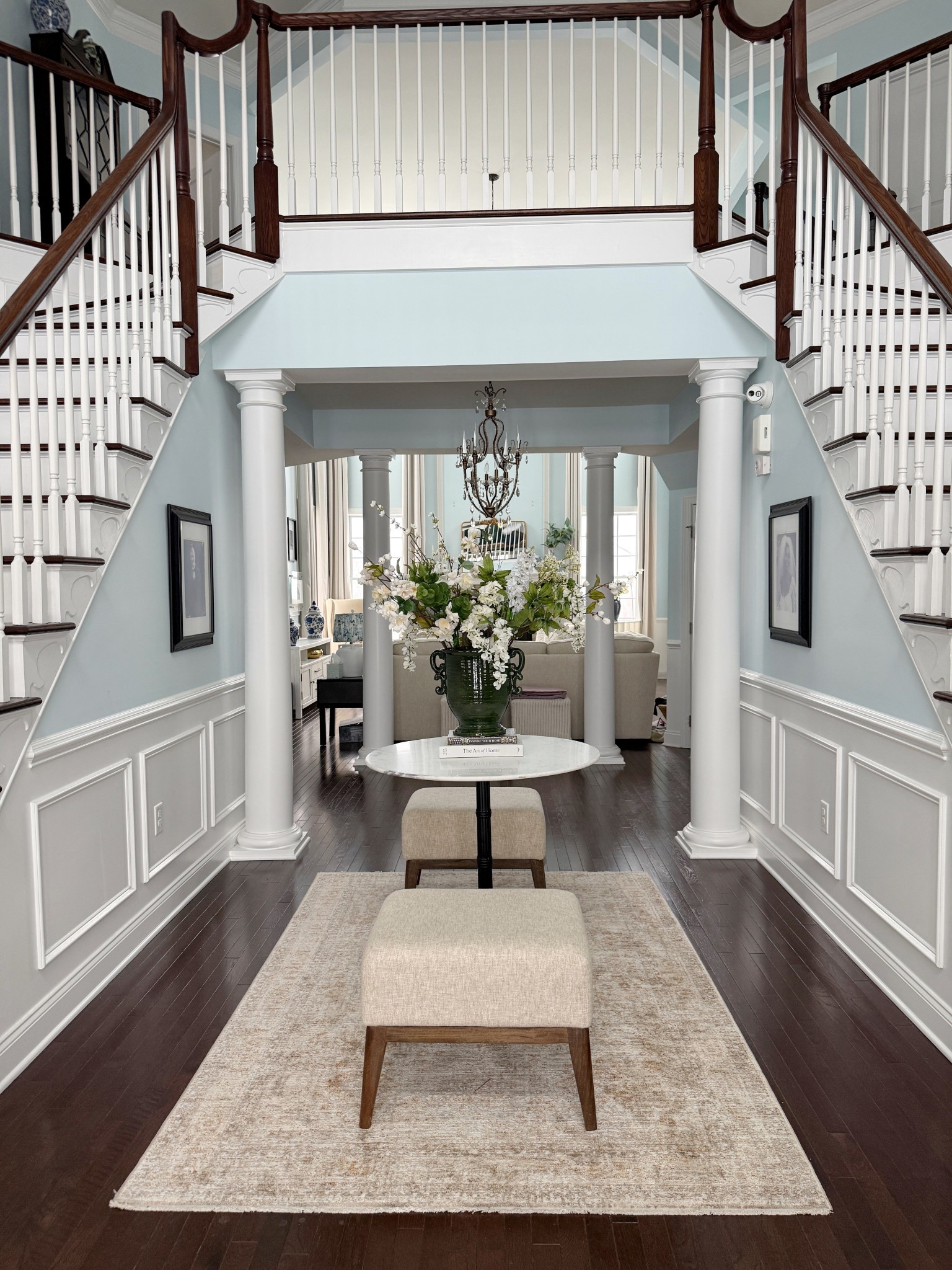 This green vase from @potterybarn is a must have for Spring & Summer!

#LTKHome #LTKSeasonal #LTKspring