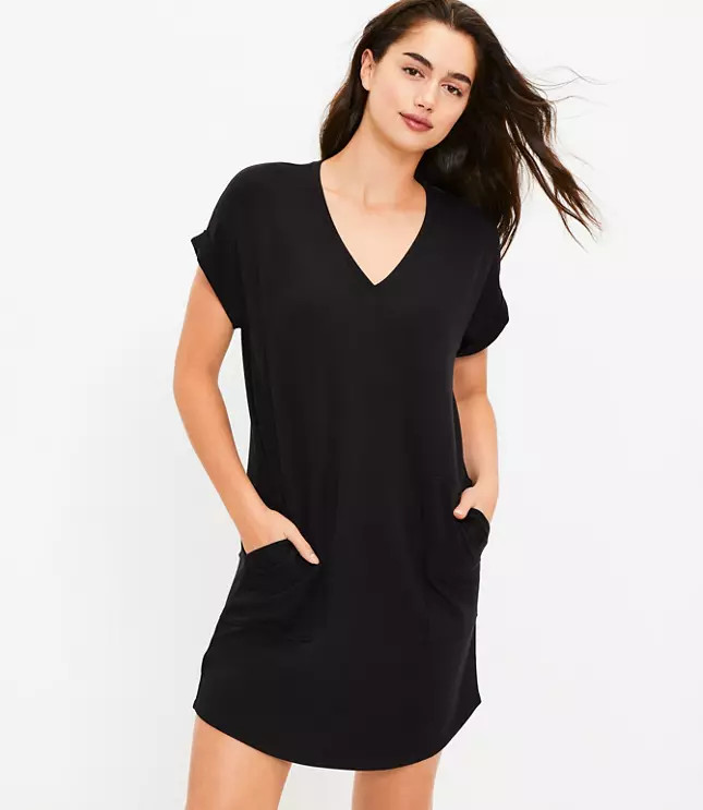 Lou & Grey Signaturesoft V-Neck Pocket Dress | LOFT