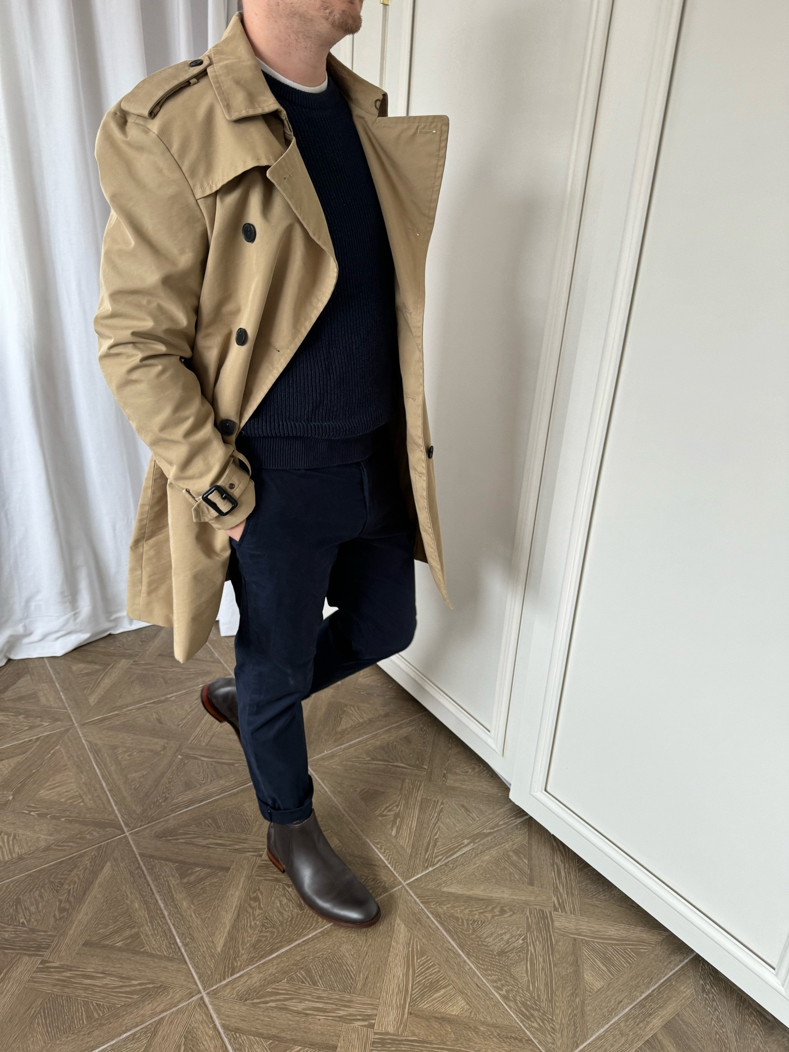 Men’s outfit idea: knit sweater, chinos, leather Chelsea boots, and a trench coat. Versatile pieces that make for a very smart look!

#LTKmens