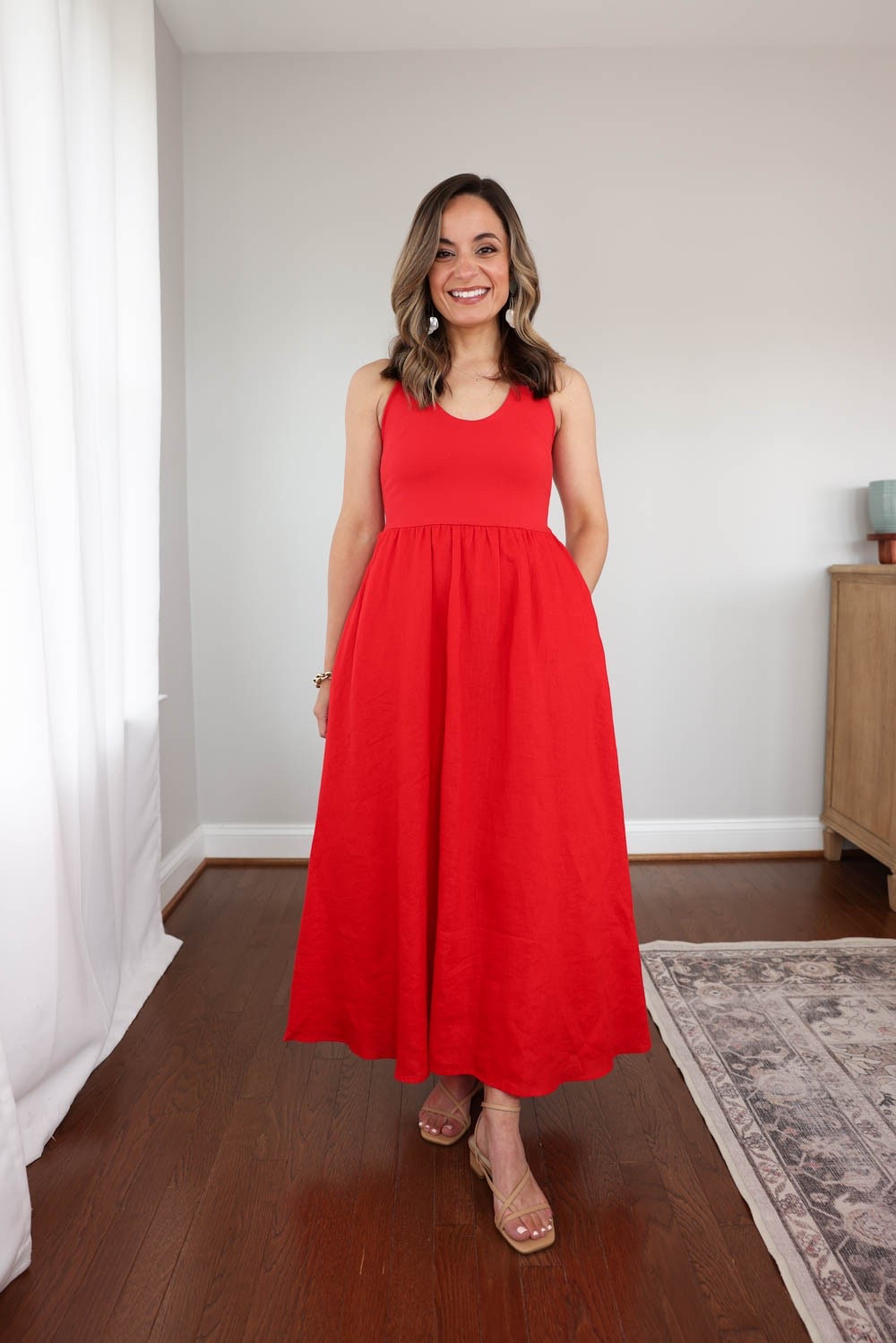Petite-friendly linen dresses! 

Red dress (j.crew): xxs 
Shoes (Dolce Vita): true to size, toe strap is a little snug 

My measurements for reference: I’m 4’10” and 105lbs. My bust, waist, and hip measurement is 32”, 24”, and 36”.