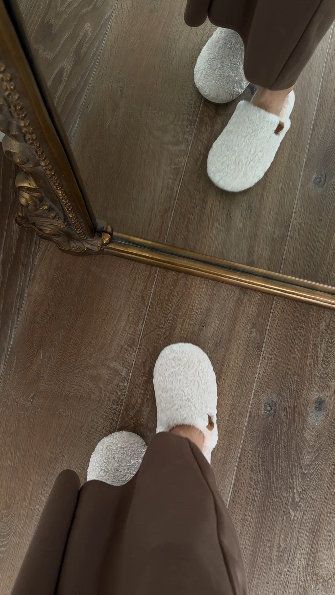 These house slippers are so comfortable and would make the perfect gift this holiday season✨
StylinByAylin, Aylin #slippers #giftideas #giftgiving

#LTKHoliday #LTKSeasonal #LTKGiftGuide