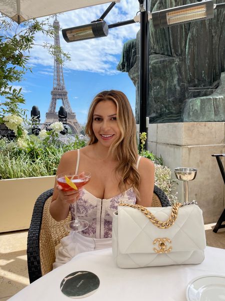 What I wore for lunch in Paris
Purple floral bodysuit- medium (sized up)
White linen pants- small short
Chanel 19 bag

Europe outfit, summer outfit, white pants, petite

#LTKSeasonal #LTKFind #LTKstyletip