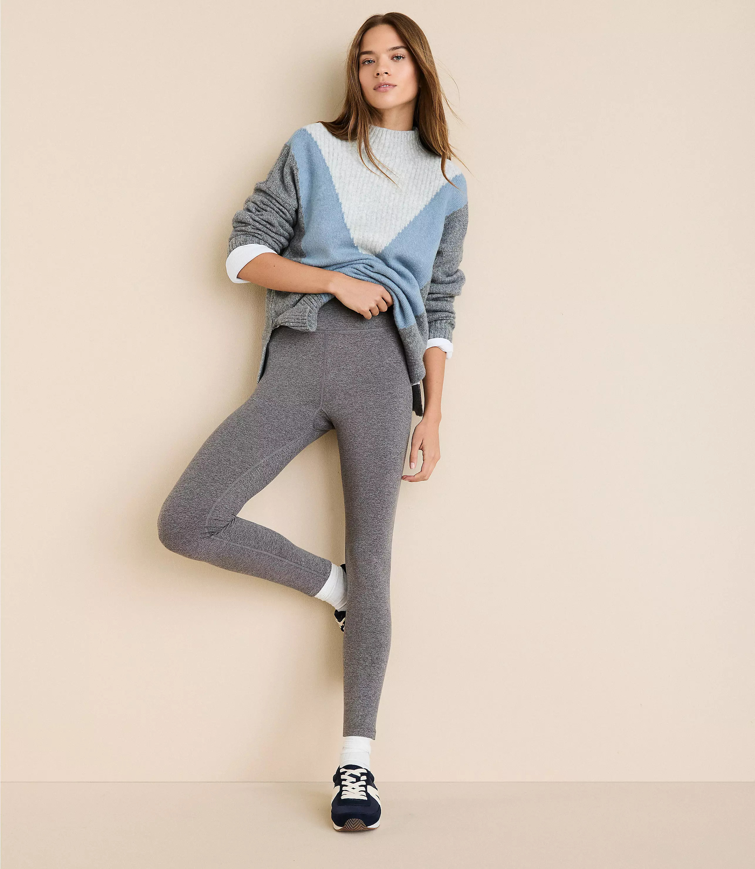 Lou & Grey Heathered Brushedsoft Pocket Leggings | LOFT