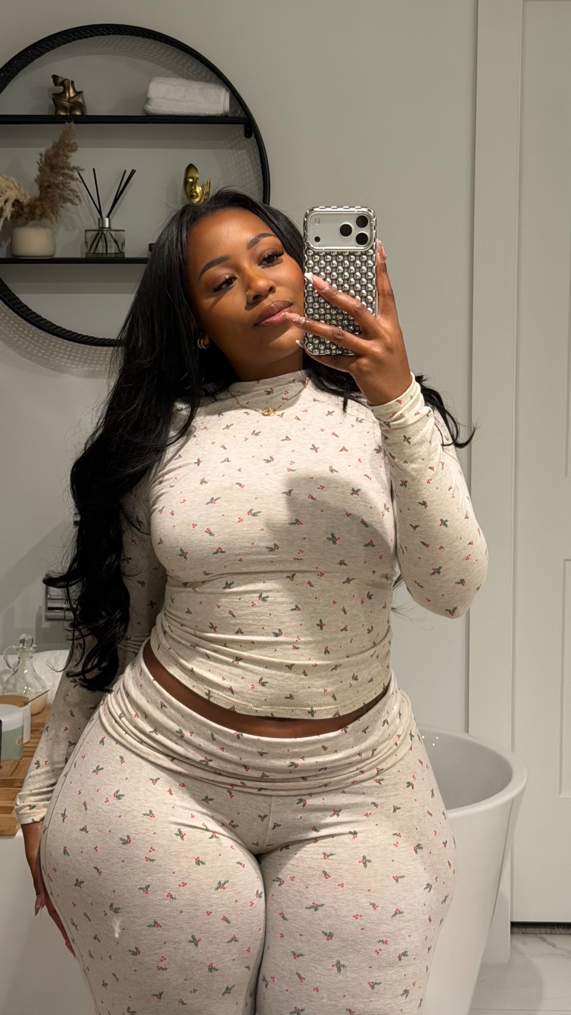 I’m still living in these skims jammies even though Christmas is over. And the upside -holiday prints are on sale! Wearing an XL bottom & Medium top ❤️

#LTKMidsize #LTKSeasonal #LTKPlusSize